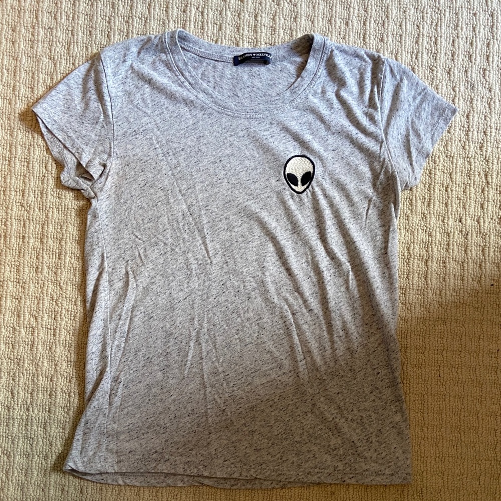 Brandi Melville gray shirt